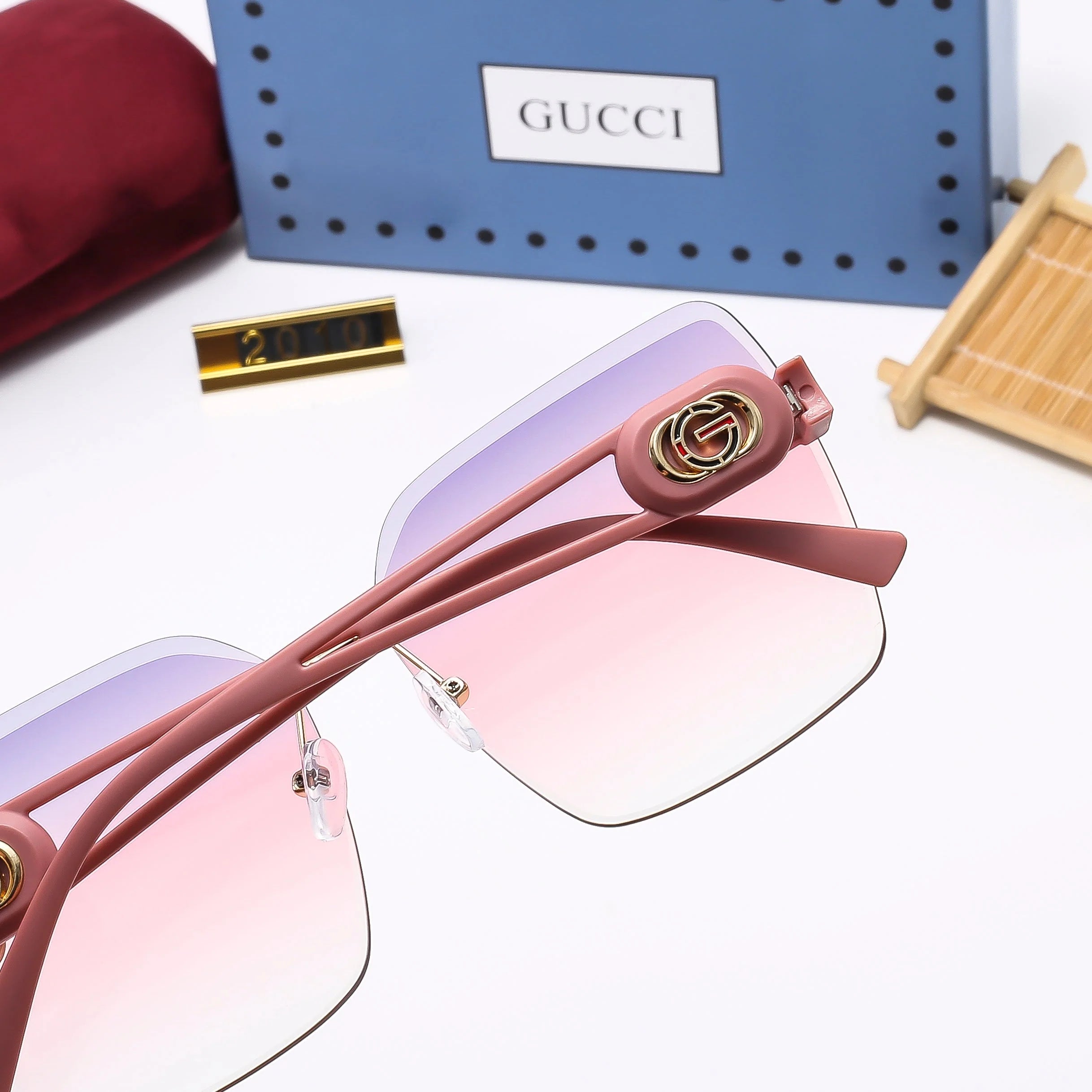 Frameless cut-edge personalized retro square frame sunglasses