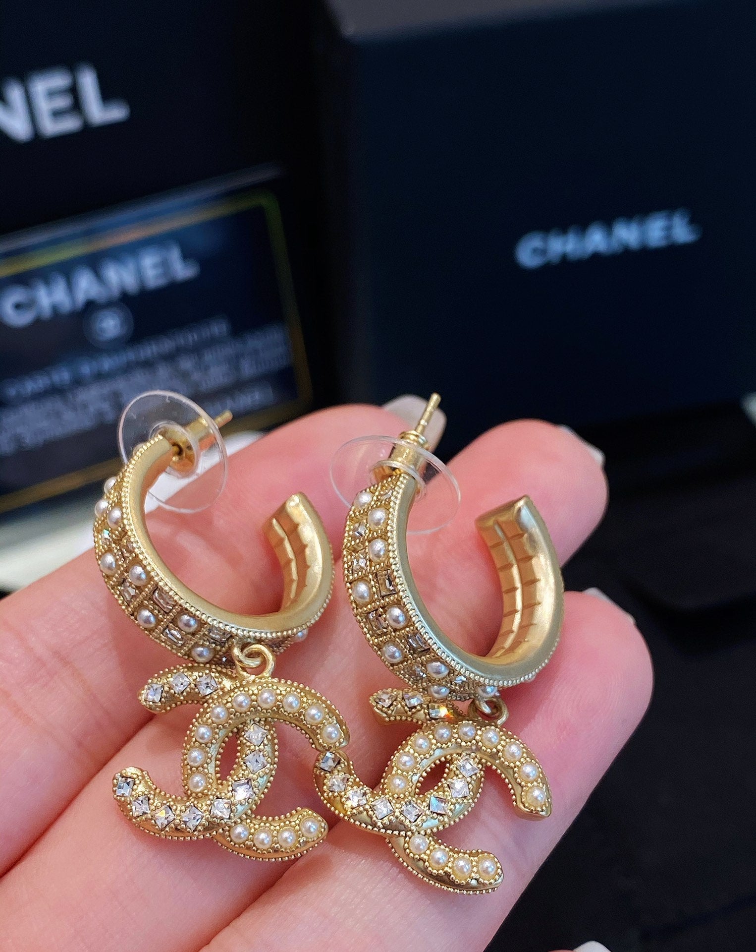 Luxury Pearl Double C Earrings