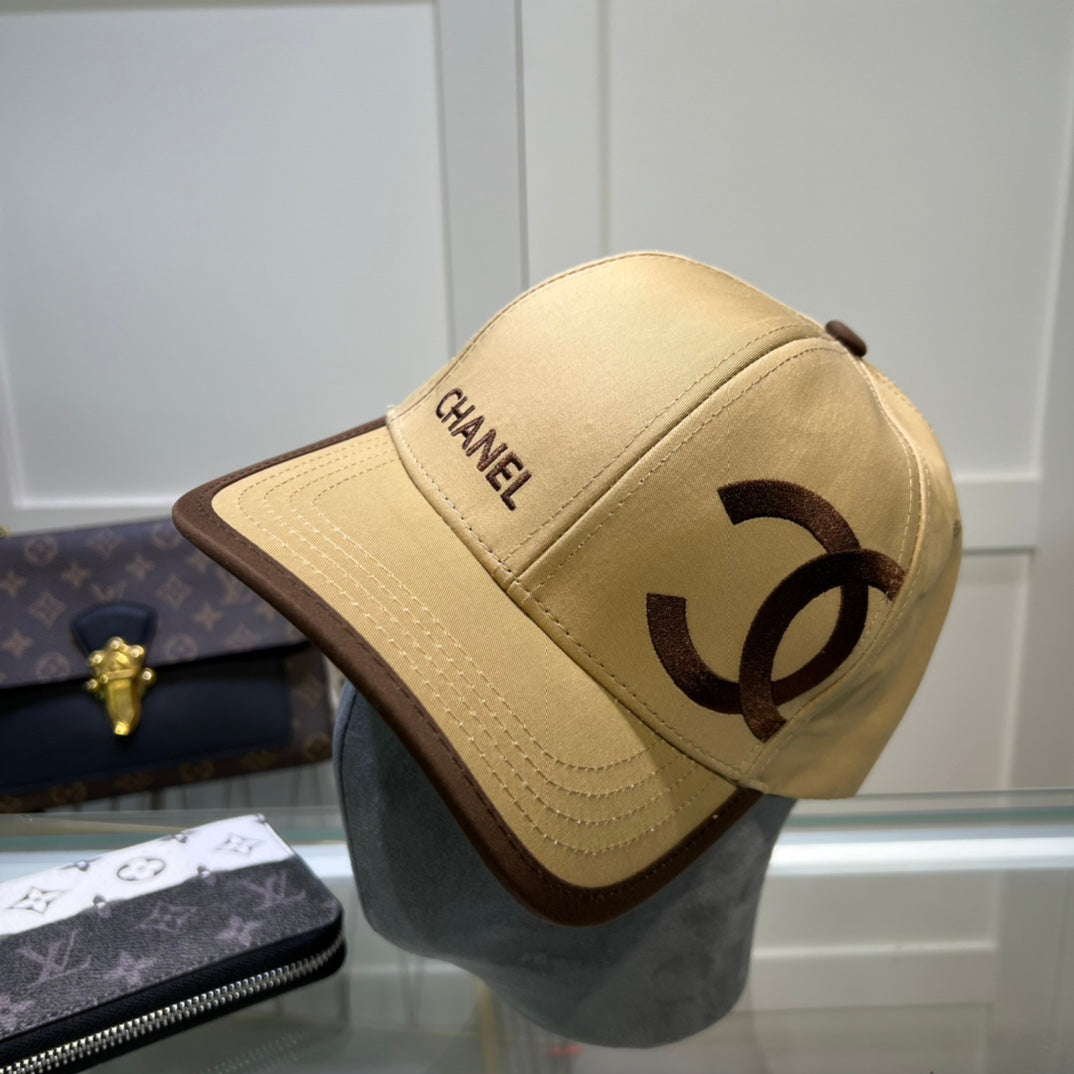 Fashion solid color double C baseball cap