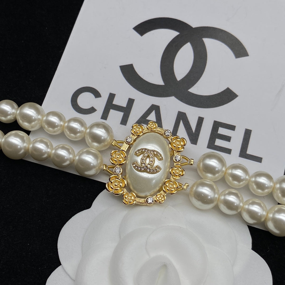 Fashion CC Pearl Charm Necklace