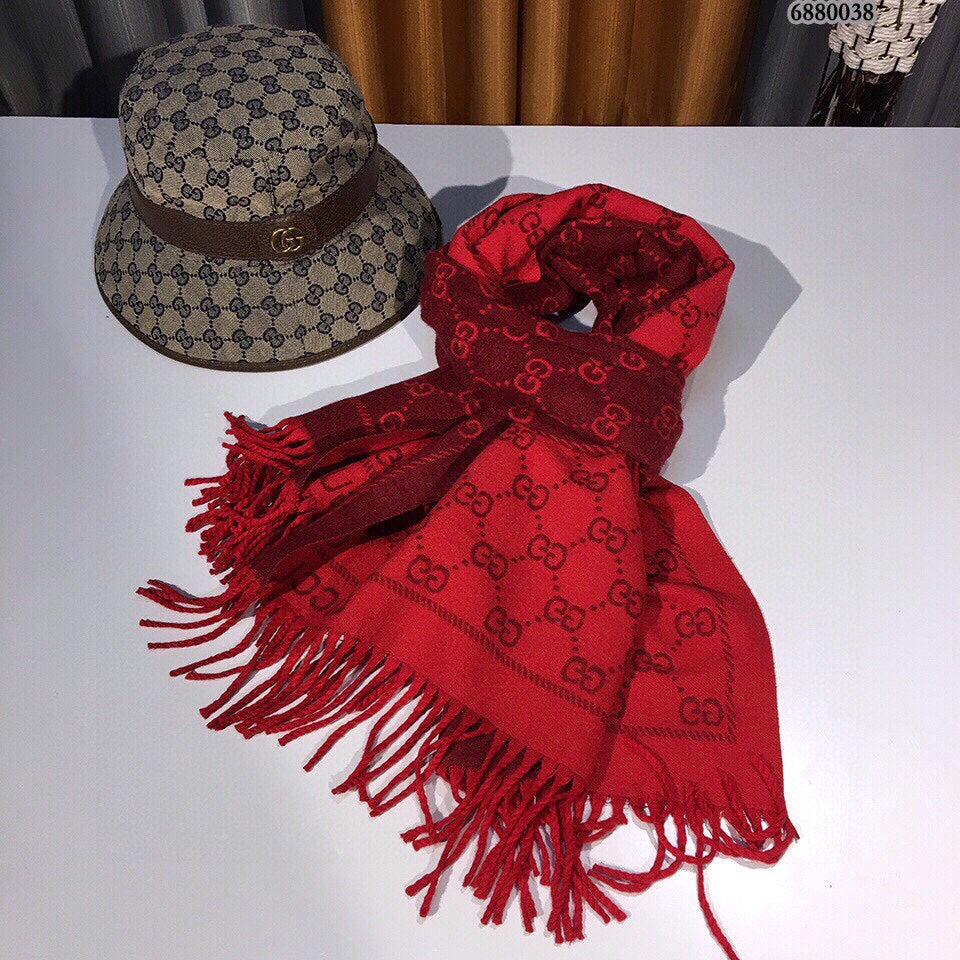 Red fashion scarf