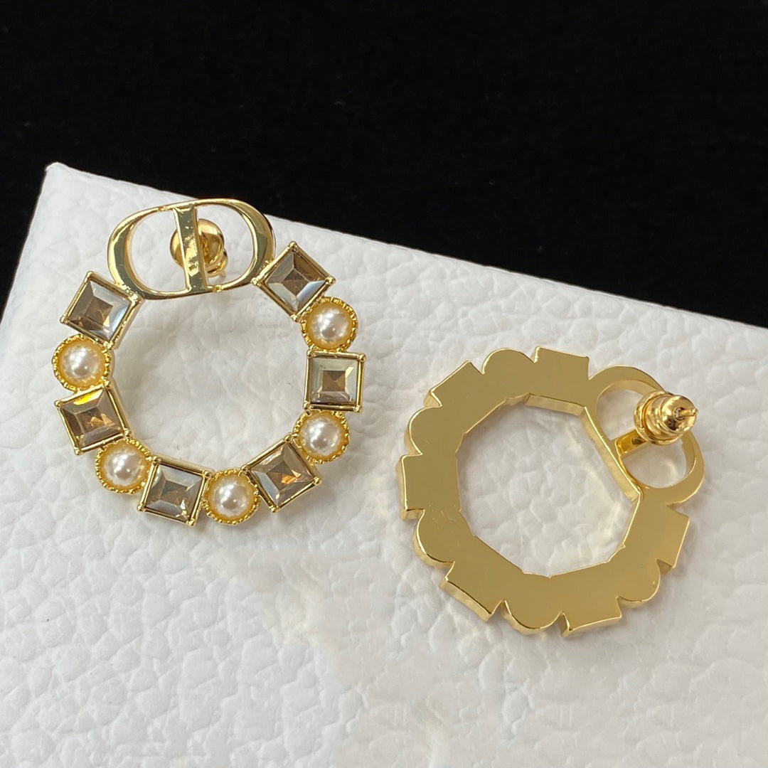 2022 Diamond Pearl Stud Earrings