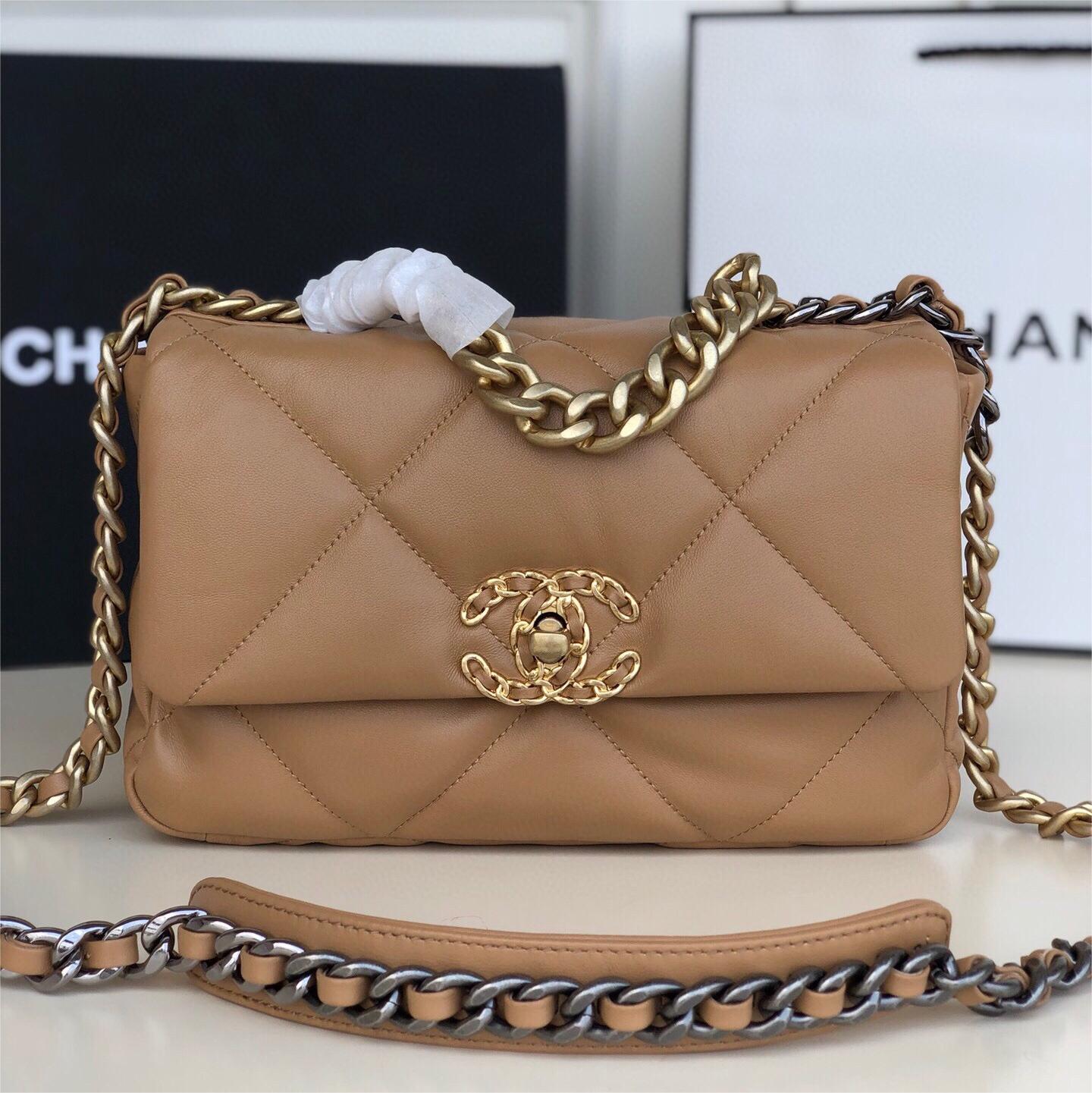 19 Handbag C1