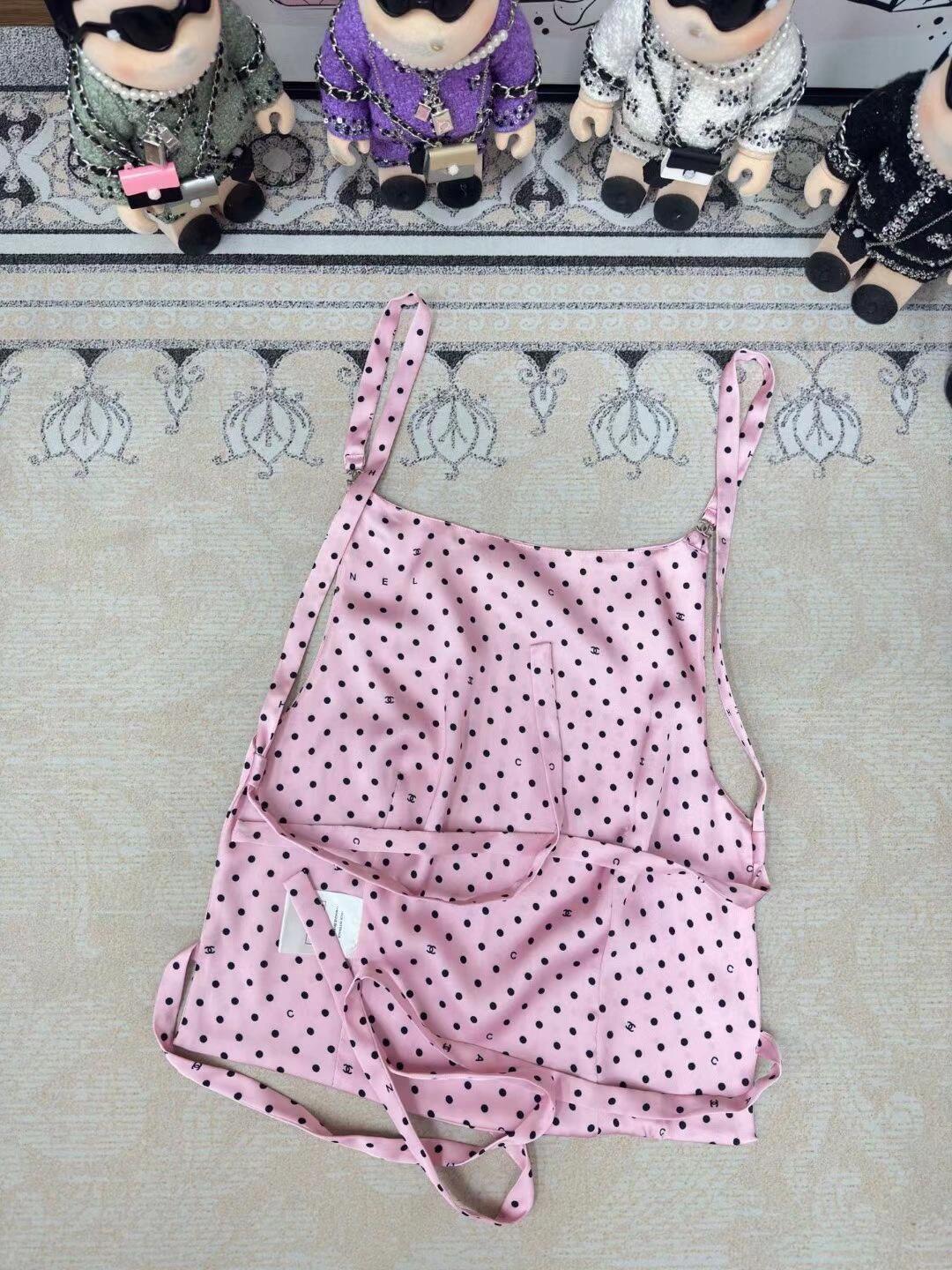 Polka dot backless halter top