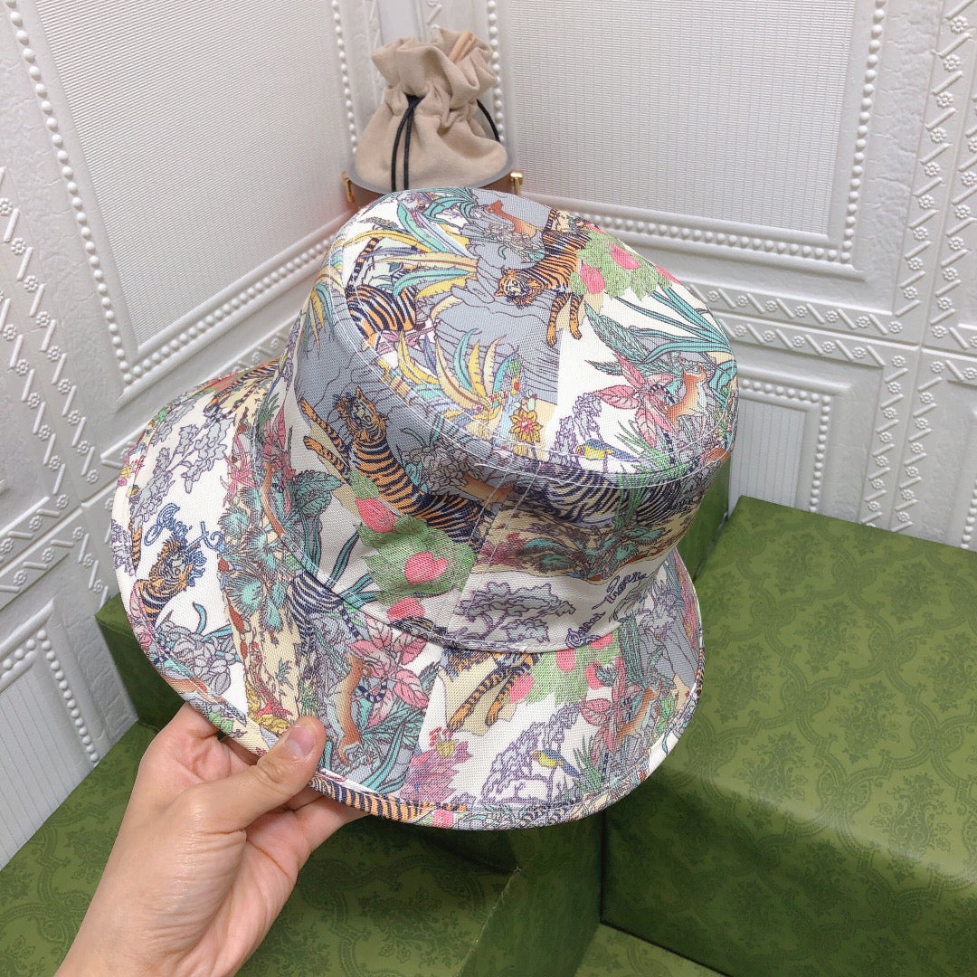 Flower Bush & Tiger Bucket Hat