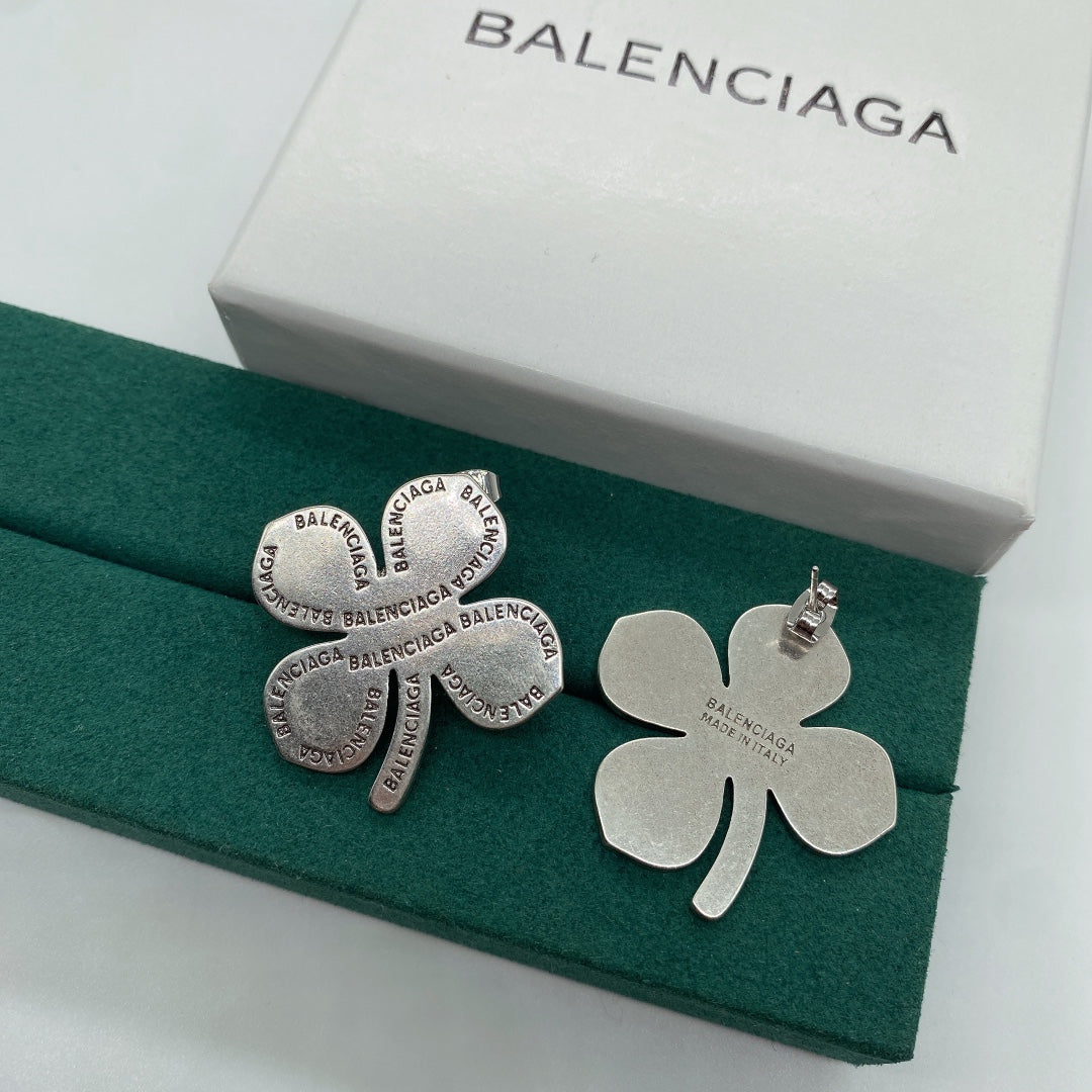 Four-leaf Clover Letter Earrings