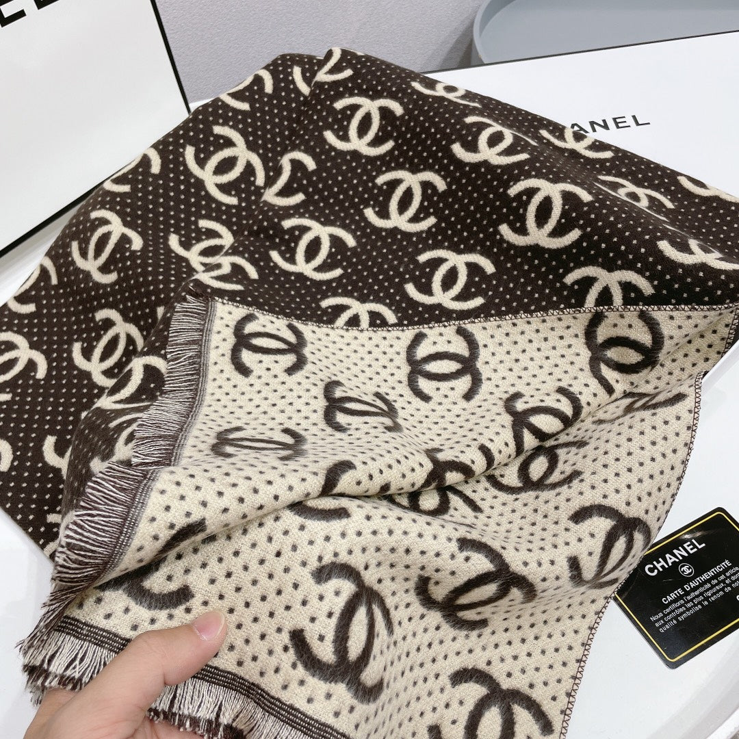 Temperament Logo Jacquard Small Broken Edge Scarf