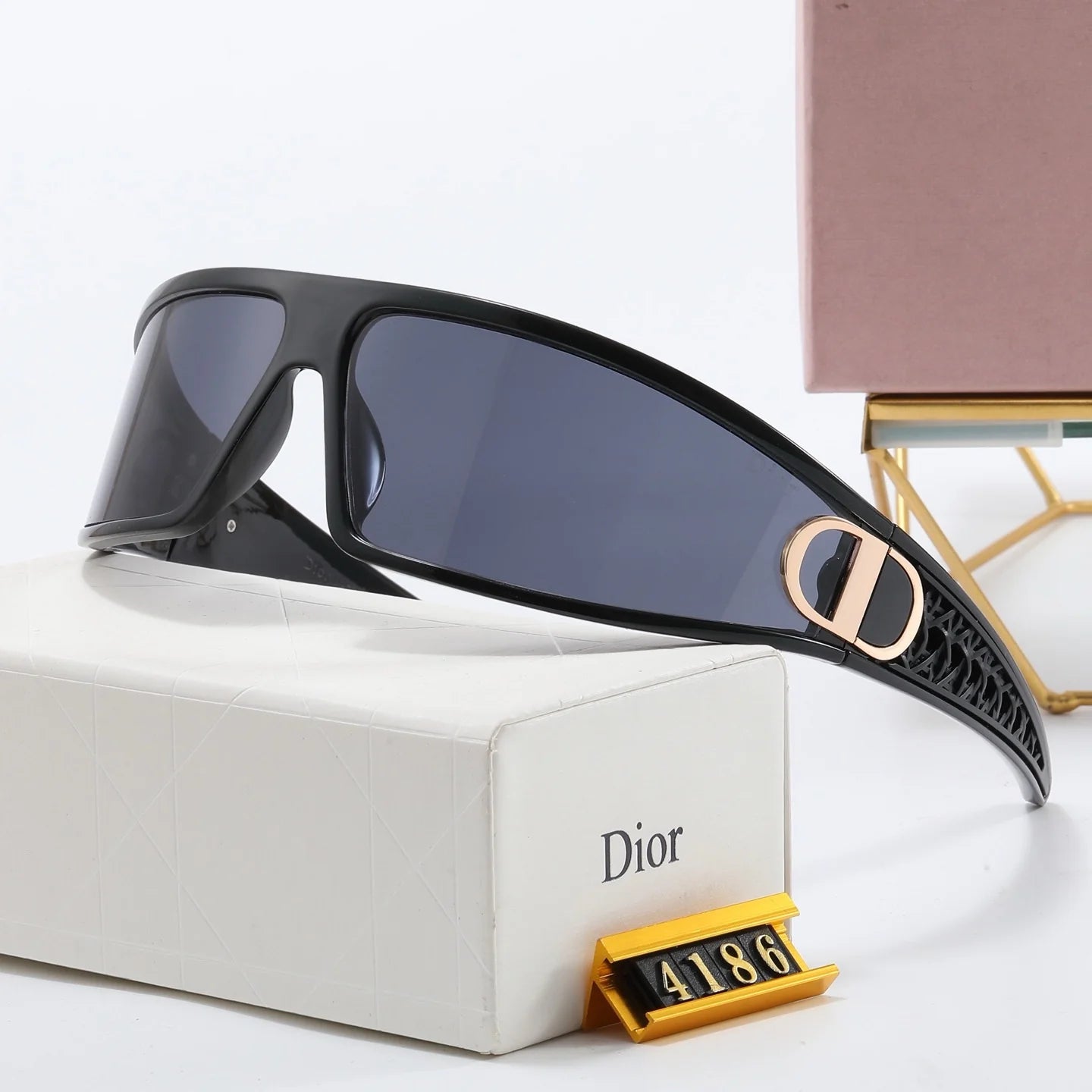 Headband integrated curved sunglasses