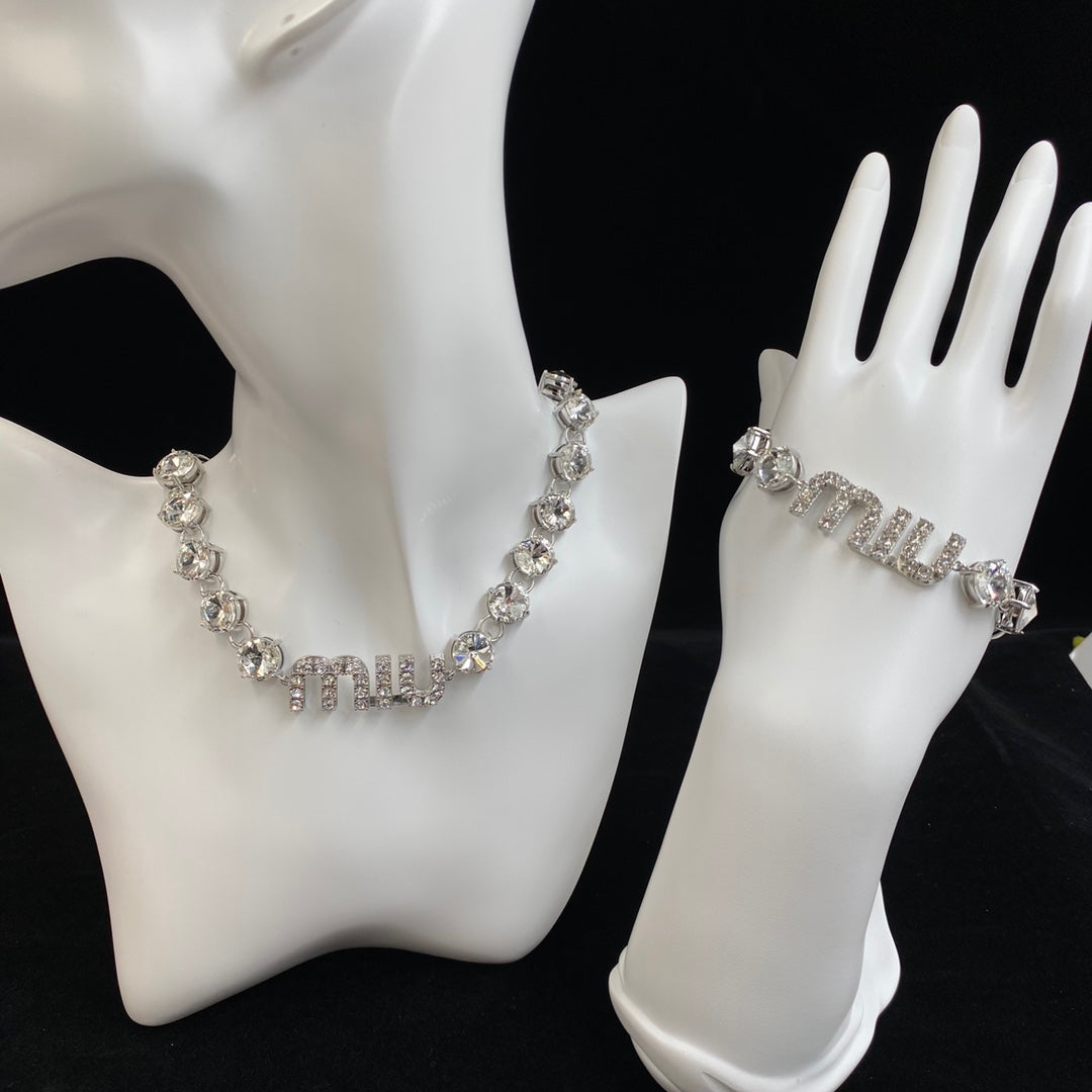 Sparkling Crystal Diamond Bracelet Necklace Set