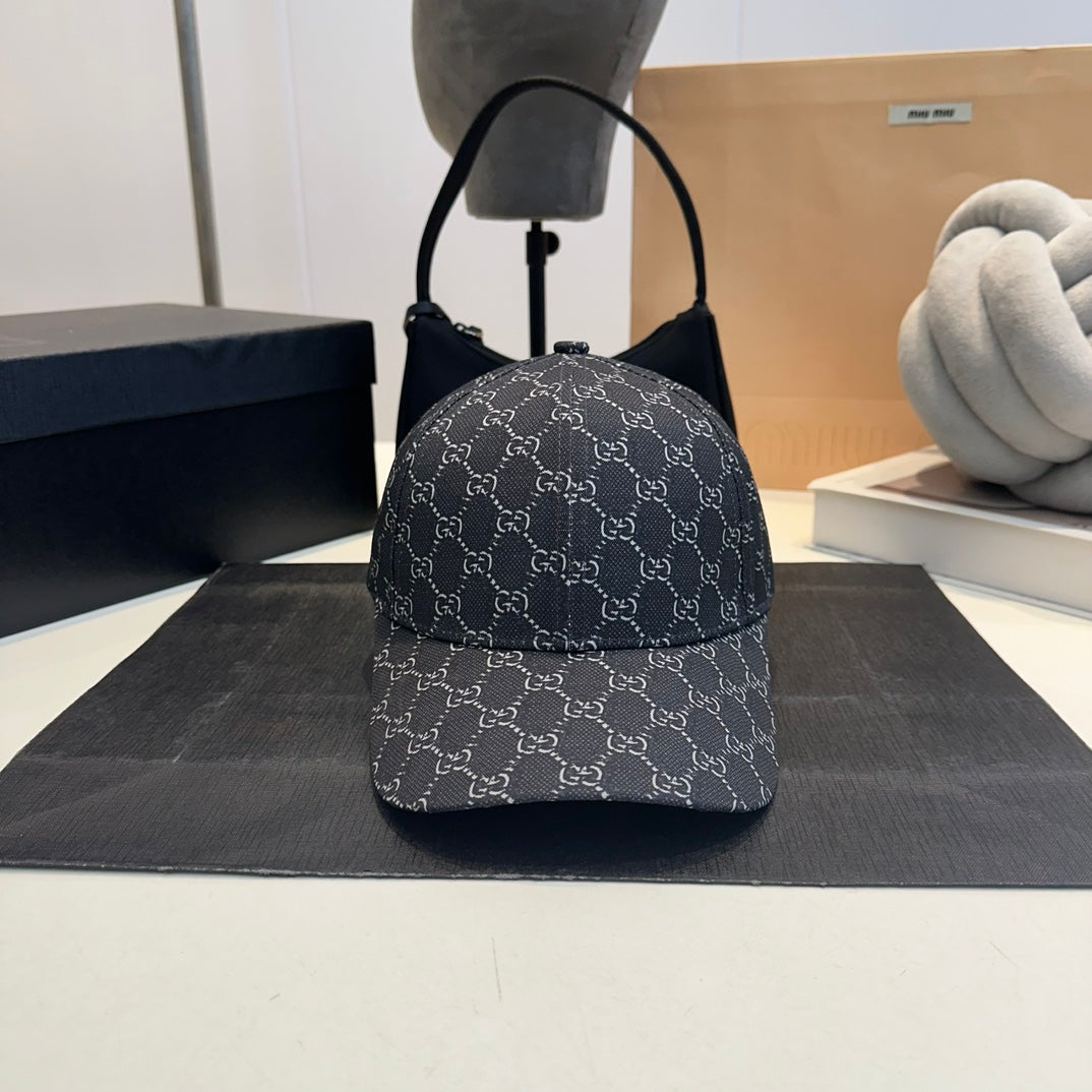 Printed peaked cap