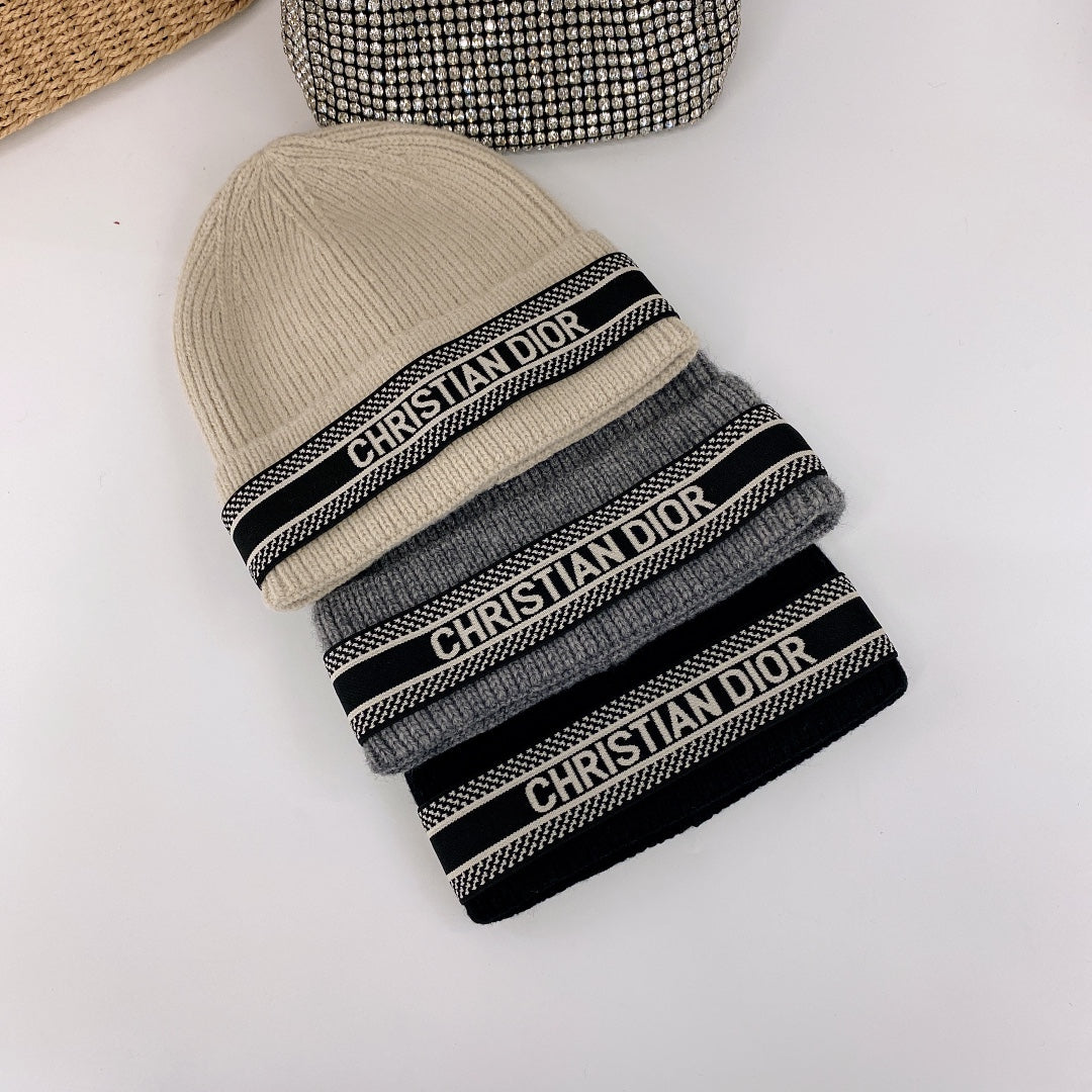 Classic Webbing Warm Knit Hat