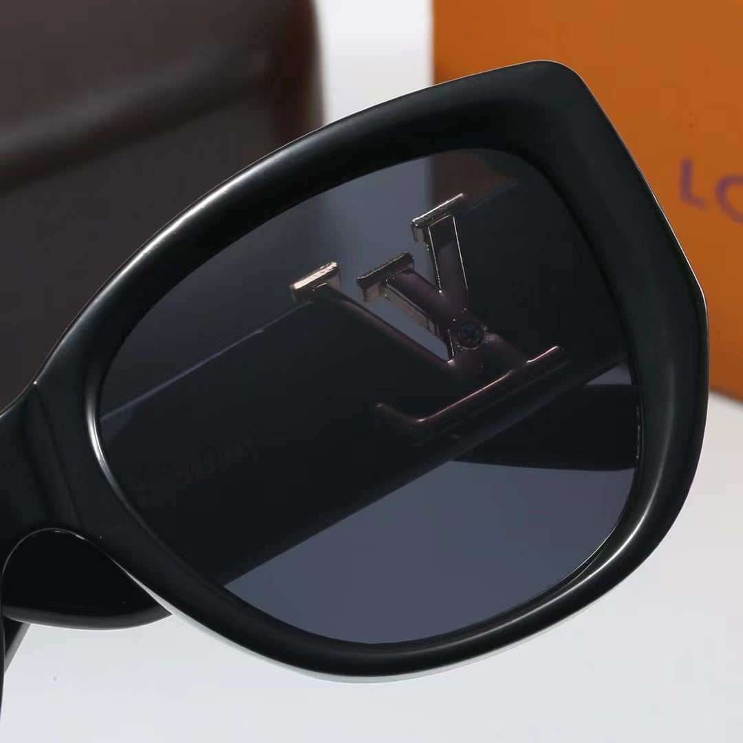 ROUND SUNGLASSES 3748