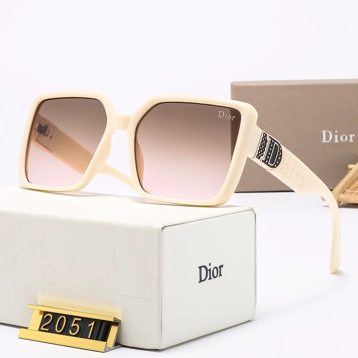 Trendy square frame sun protection sunglasses