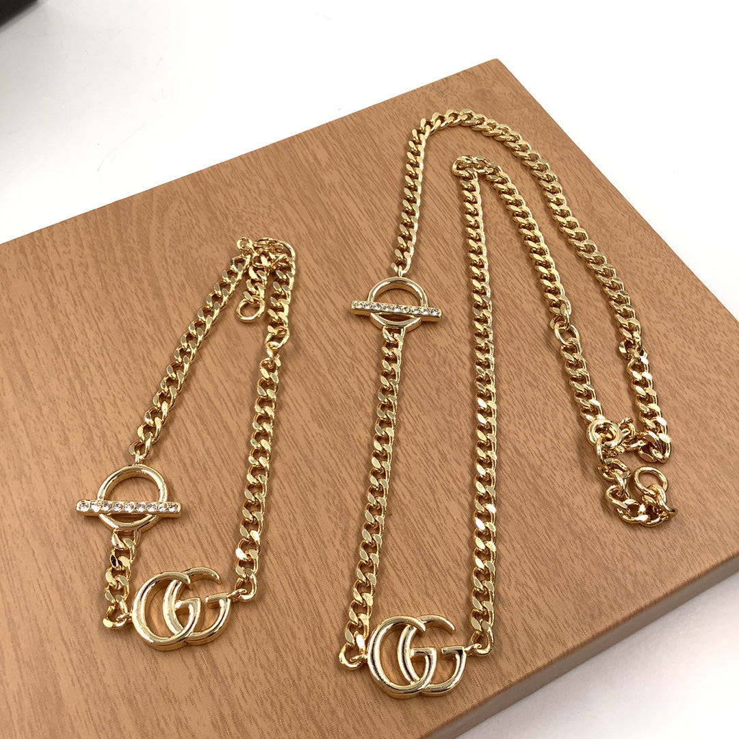 Logo Letter Chain Bracelet Necklace Set