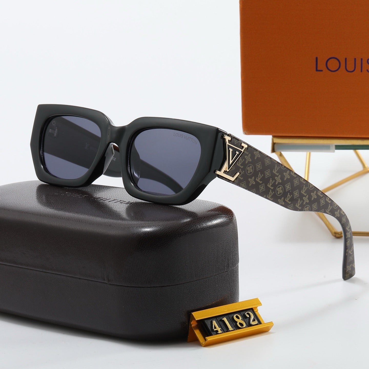 Fashion square sunglasses 4182