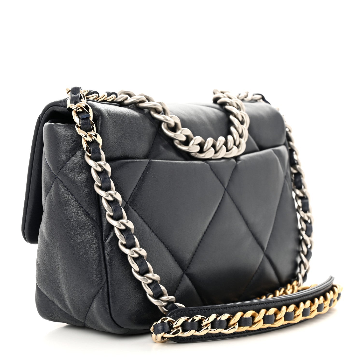 Lambskin Quilted Medium CC 19 Flap