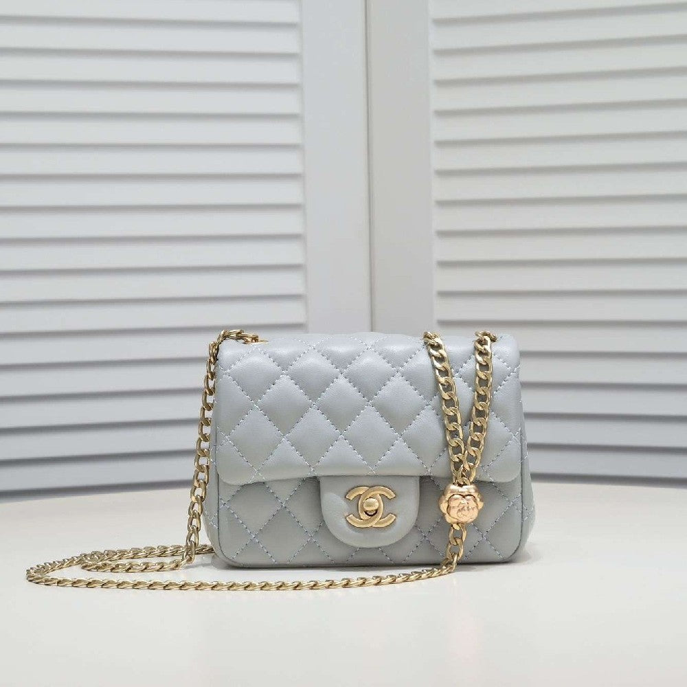 Classic Flap Bag W76