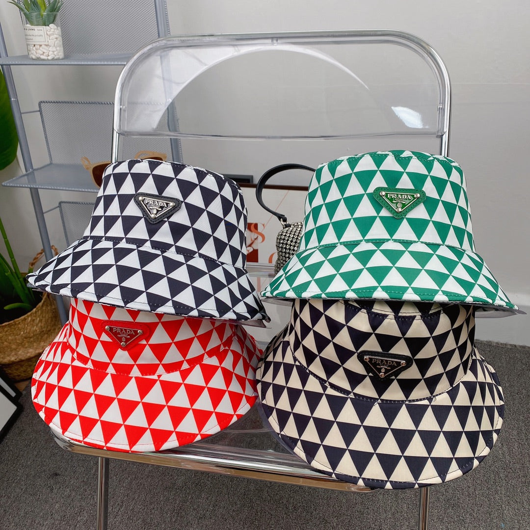 Personality Triangle Plaid Bucket Hat