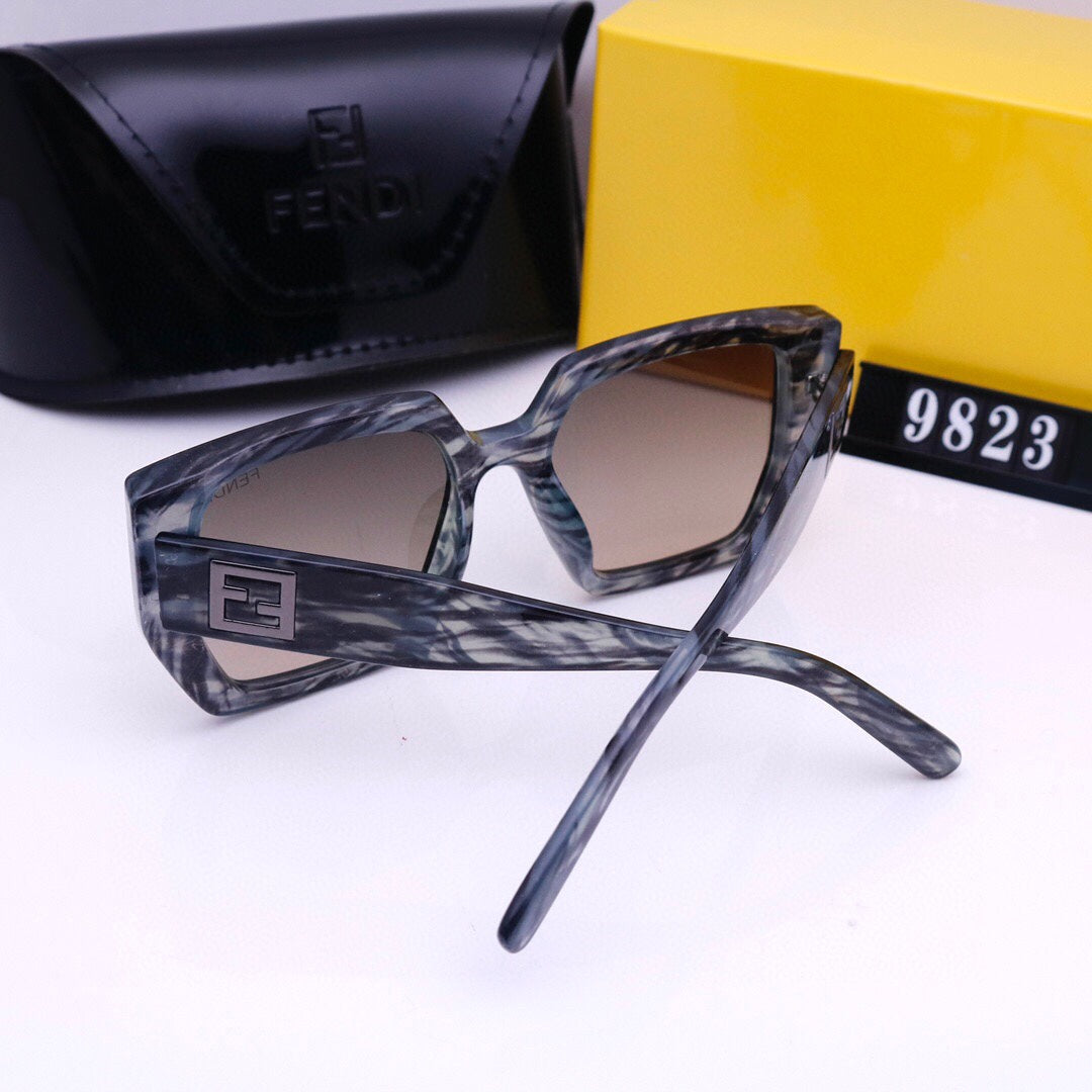 Square Sunglasses 9823