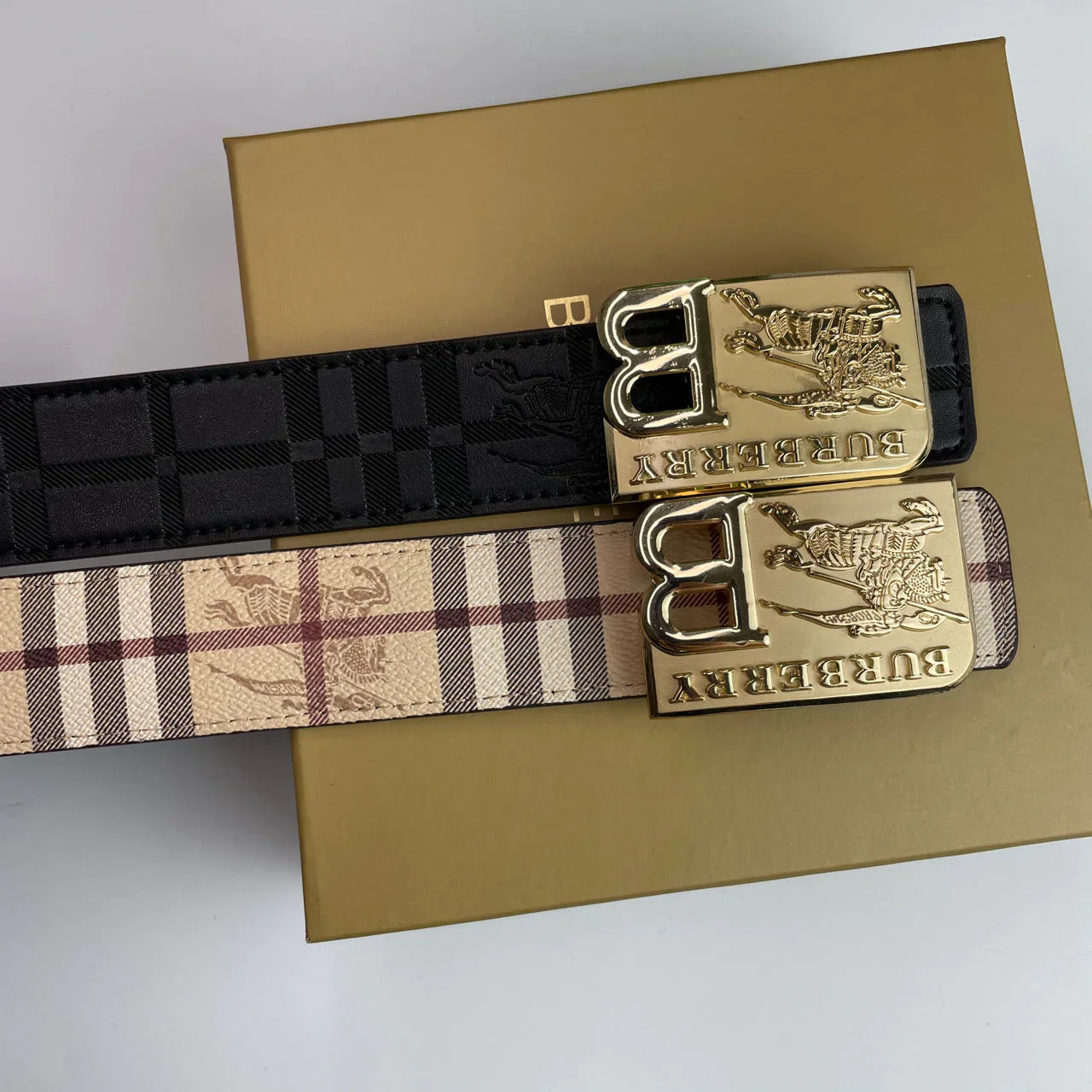 4 Colors Luxury printed letter buckle leather belt