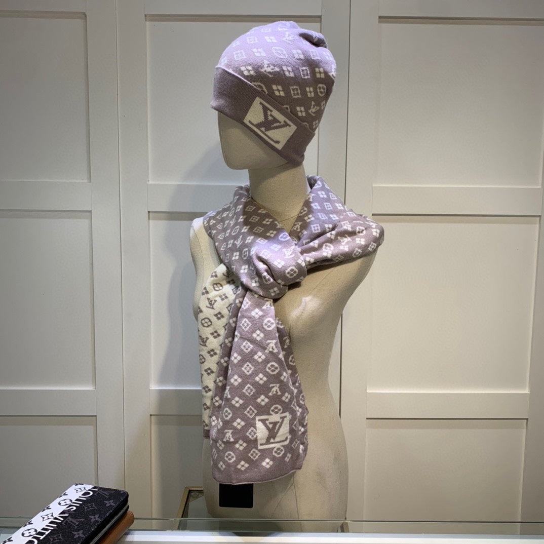 Versatile Monogram Letter Jacquard Scarf Hat Set