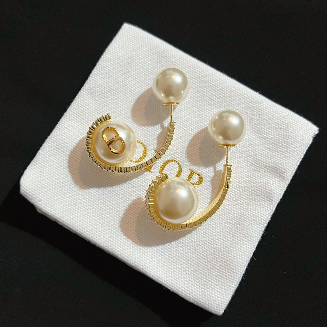 Fashion TRIBALES Pearl Earrings