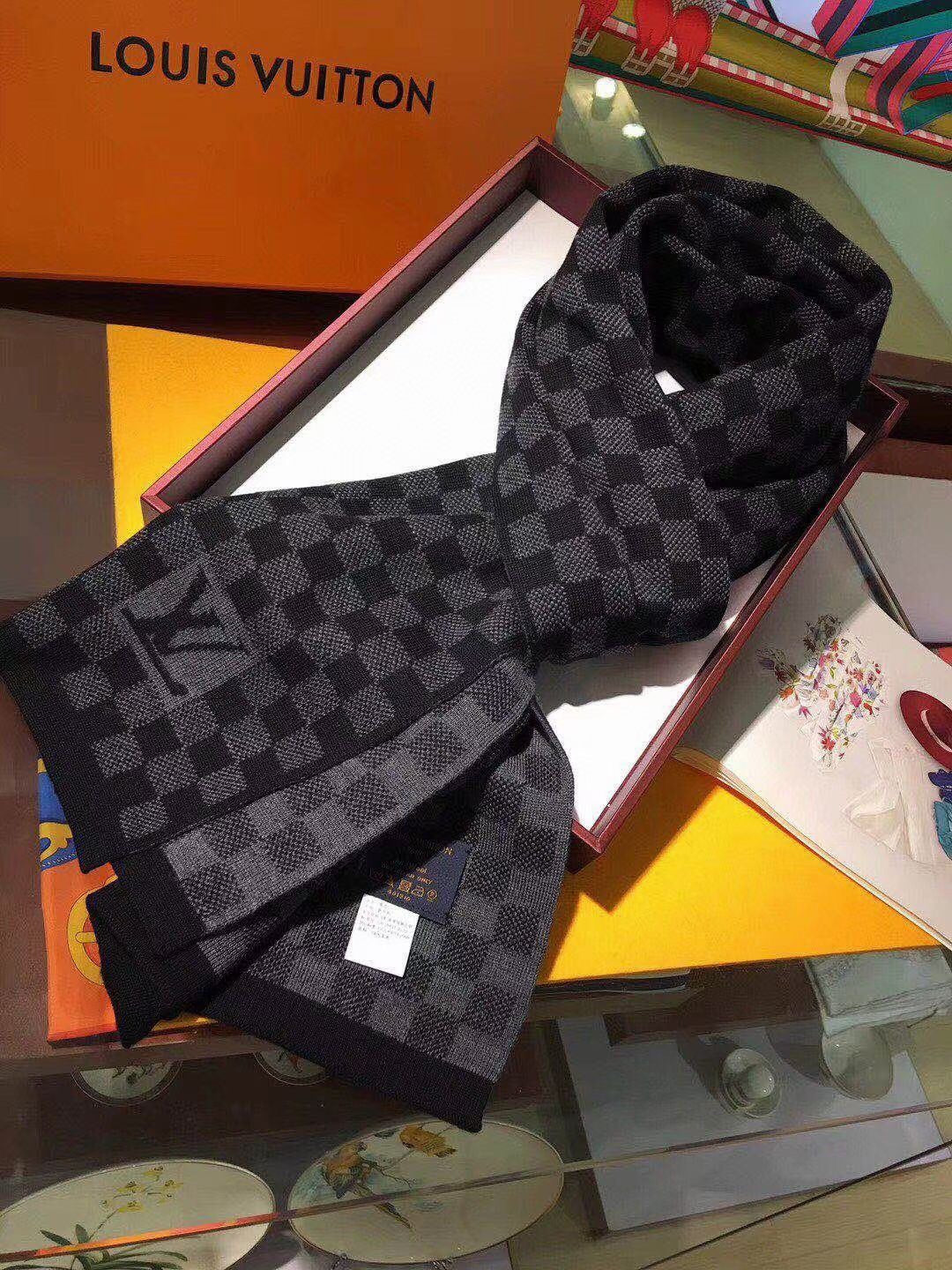 Checkerboard 100% cashmere scarf