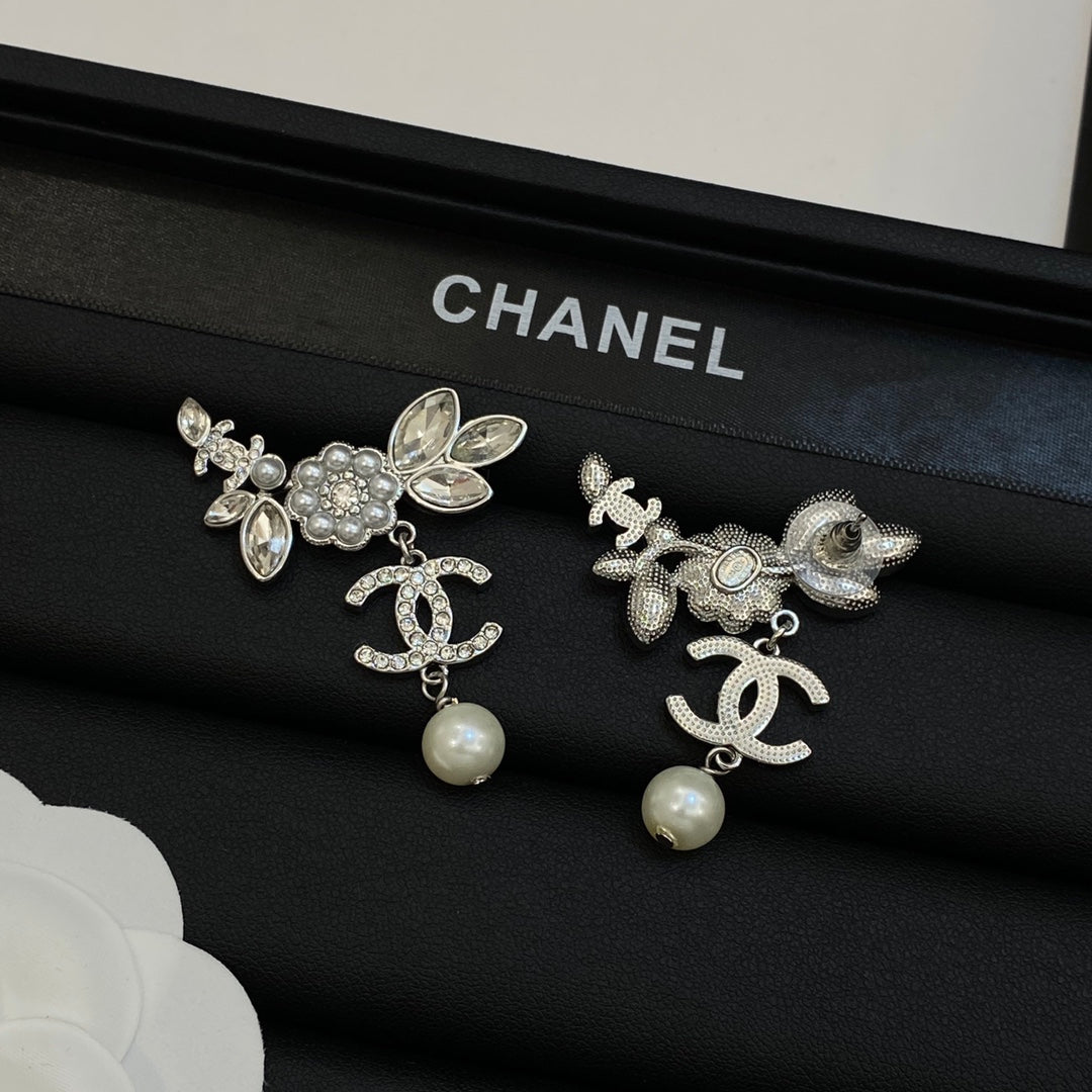 Pearl Flower Pendant Earrings