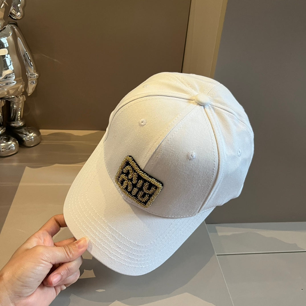 Simple canvas cap