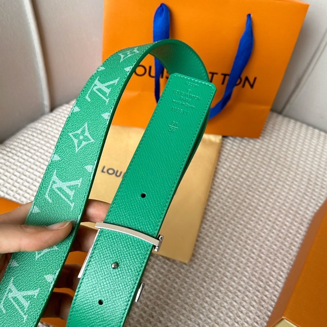 Saffiano calfskin belt