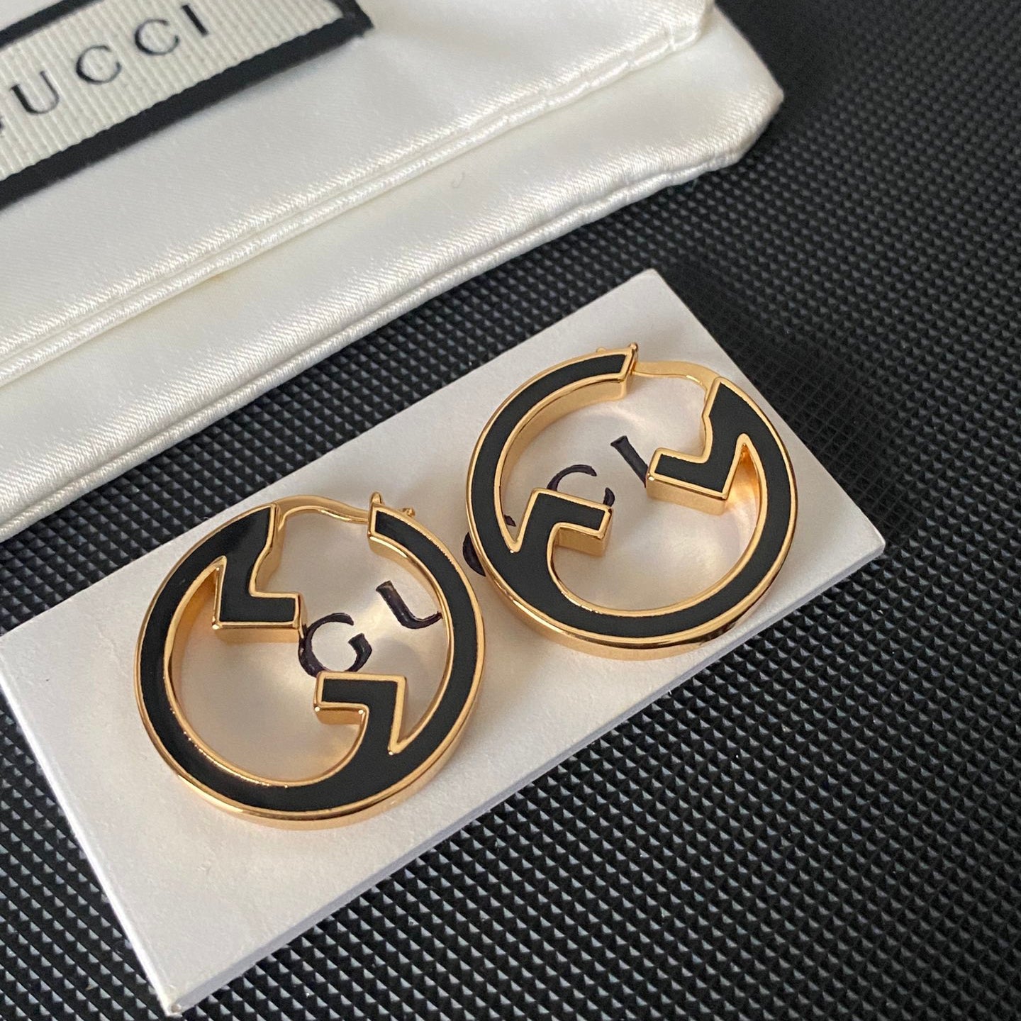 Enamel Interlocking G Earrings