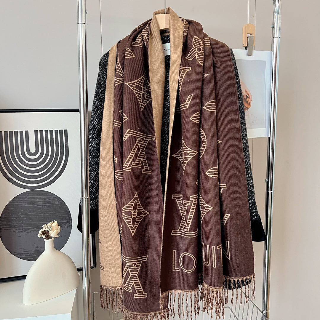 Fringed 100% cashmere shawl scarf