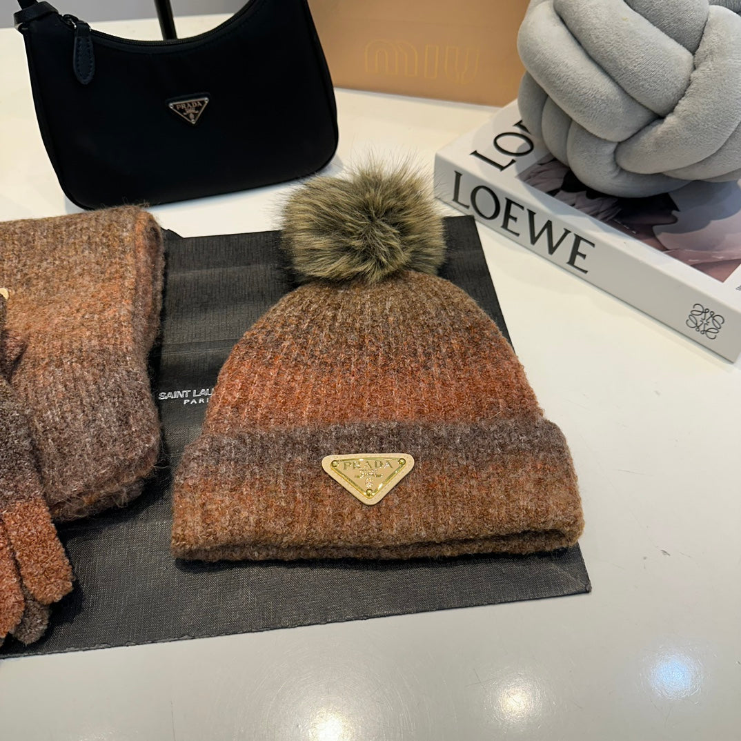 New autumn and winter trends-fashionable wool hat + scarf + gloves