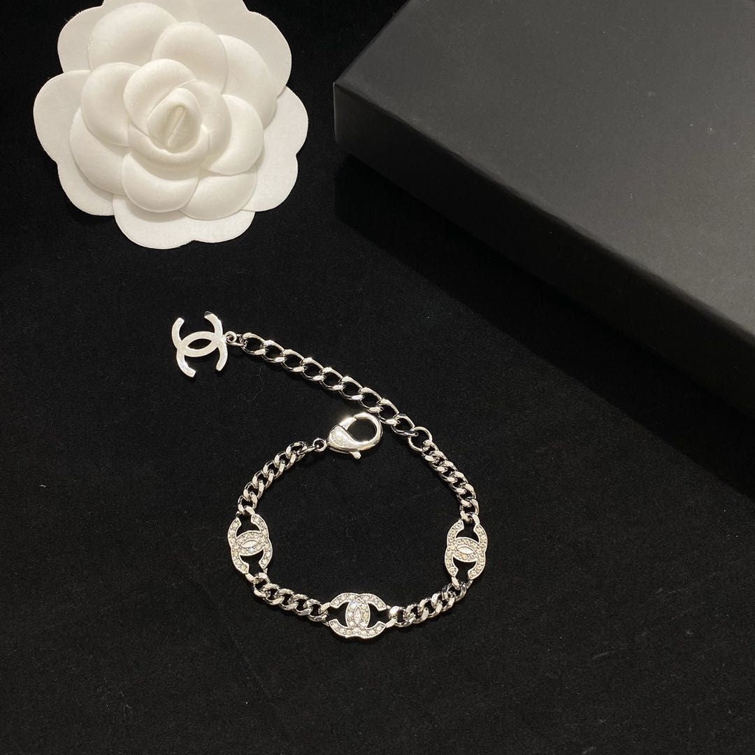 Fashion Diamond Logo Bracelet & Necklace