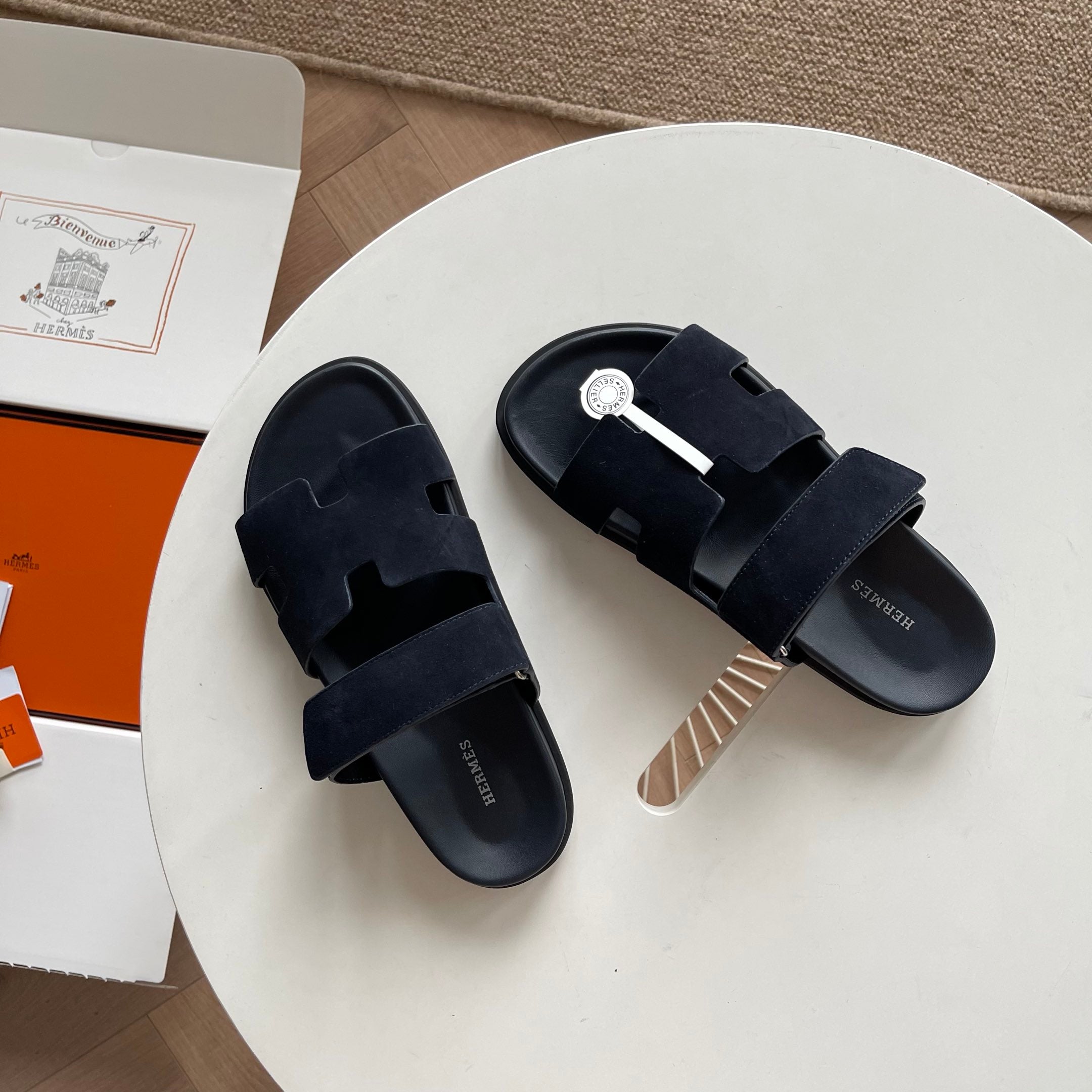 0425 The latest summer calfskin functional sandals