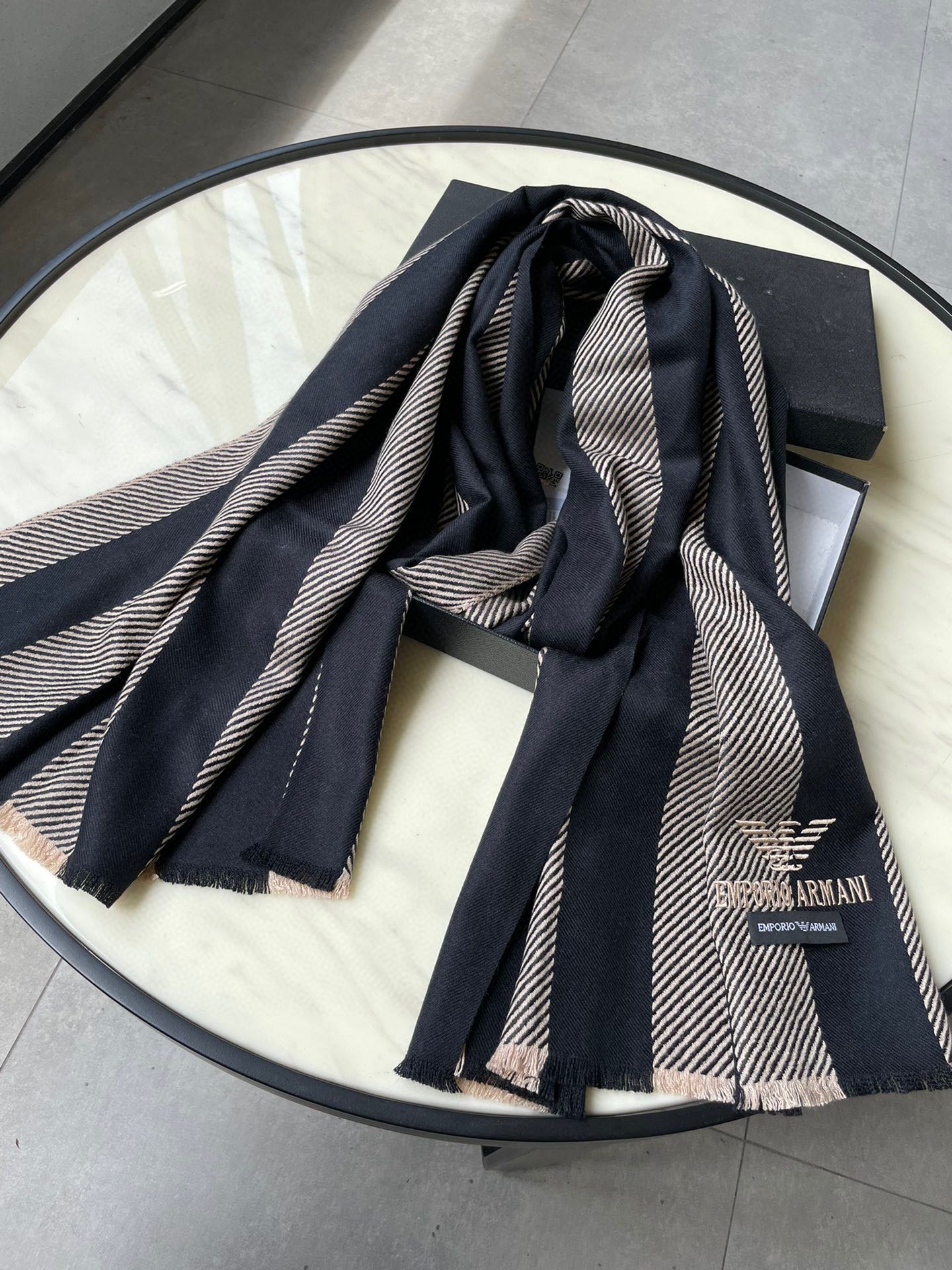 1002 Classic Soft and Comfortable Scarf