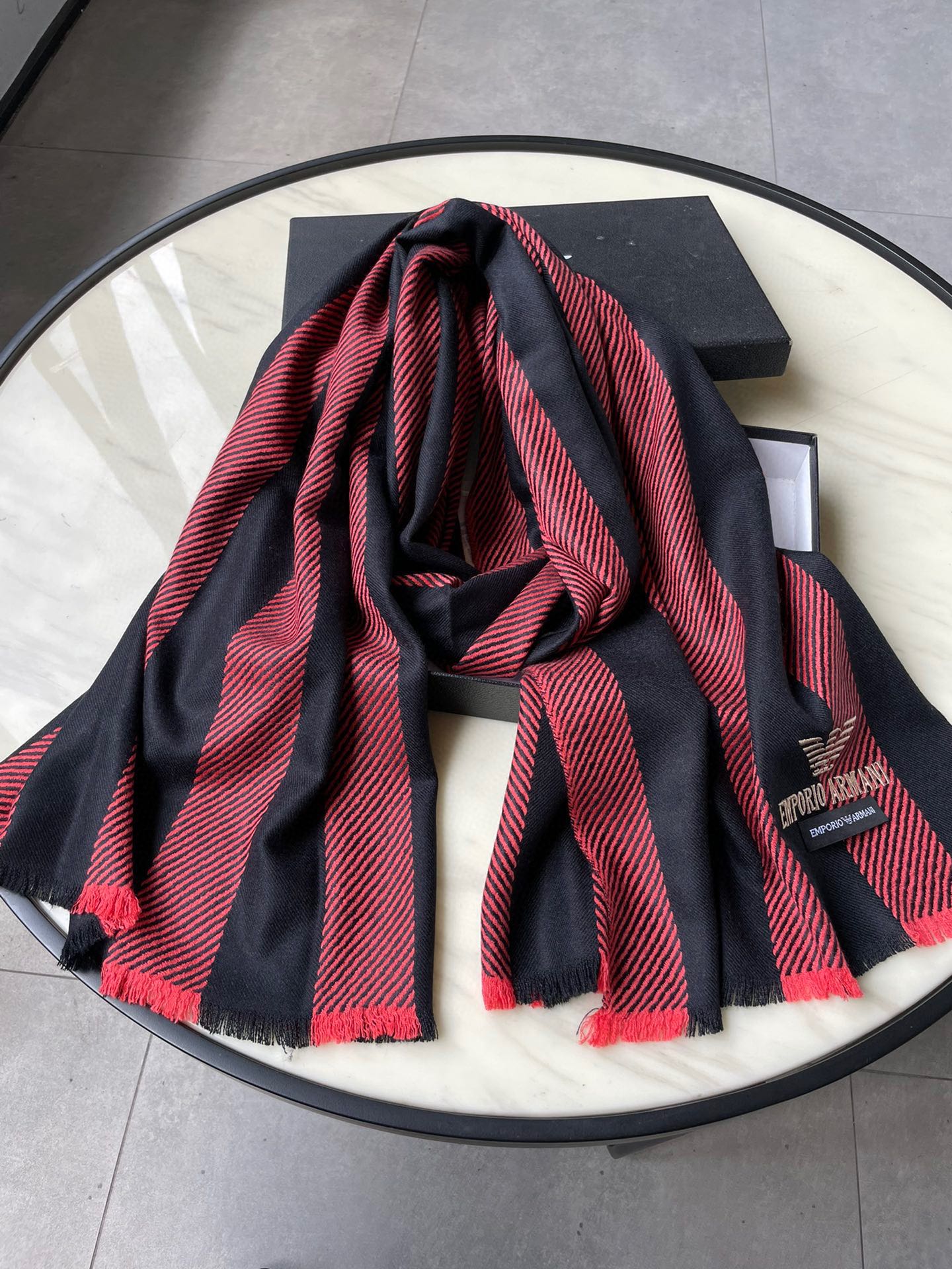 1002 Classic Soft and Comfortable Scarf