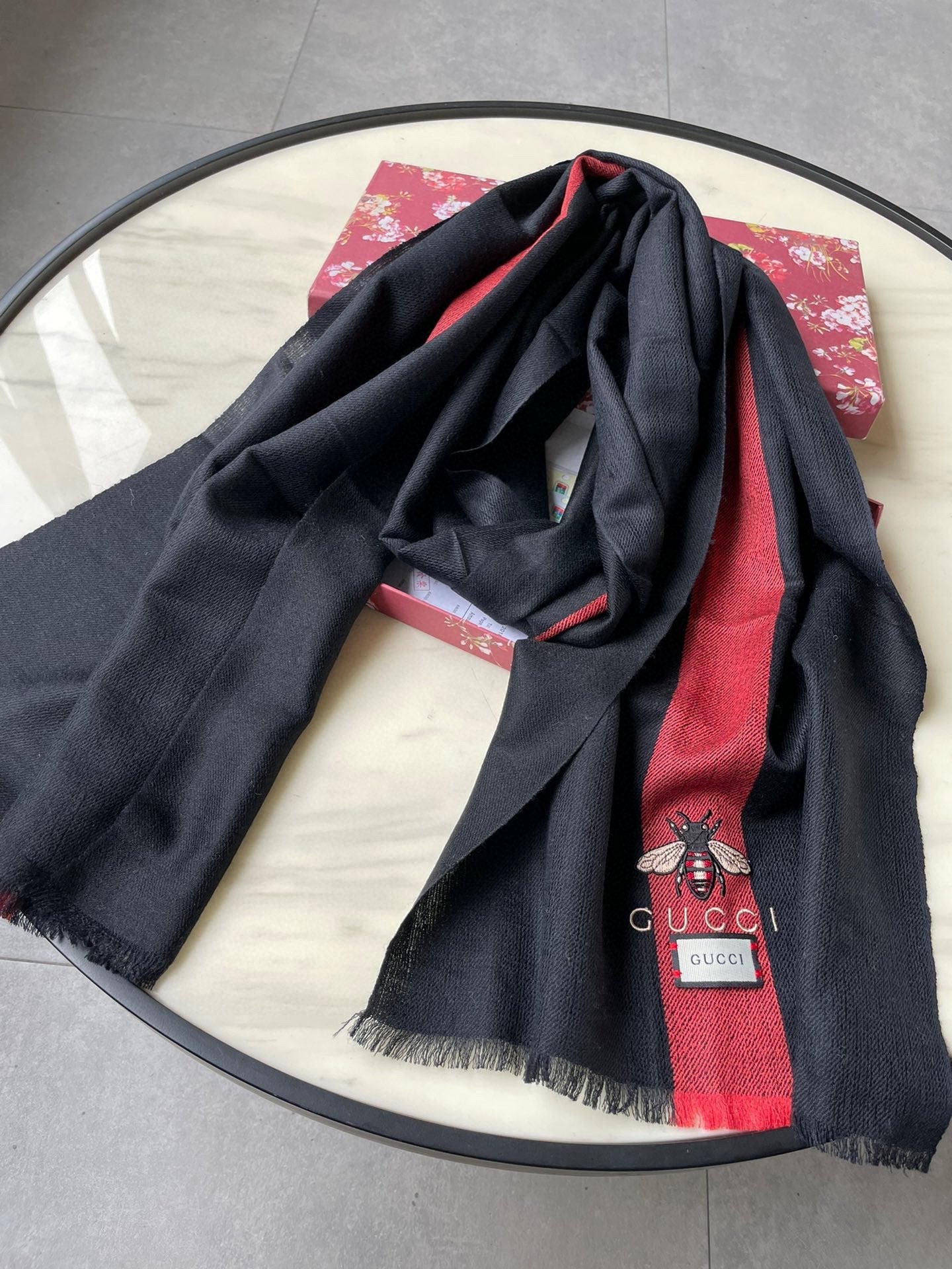 1002 Classic Soft and Comfortable Scarf