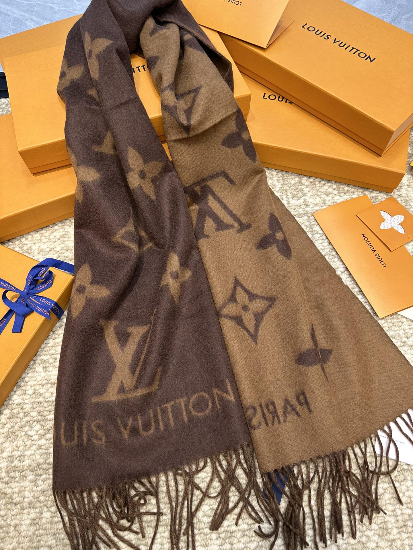 1105 New high quality skin friendly comfort scarf